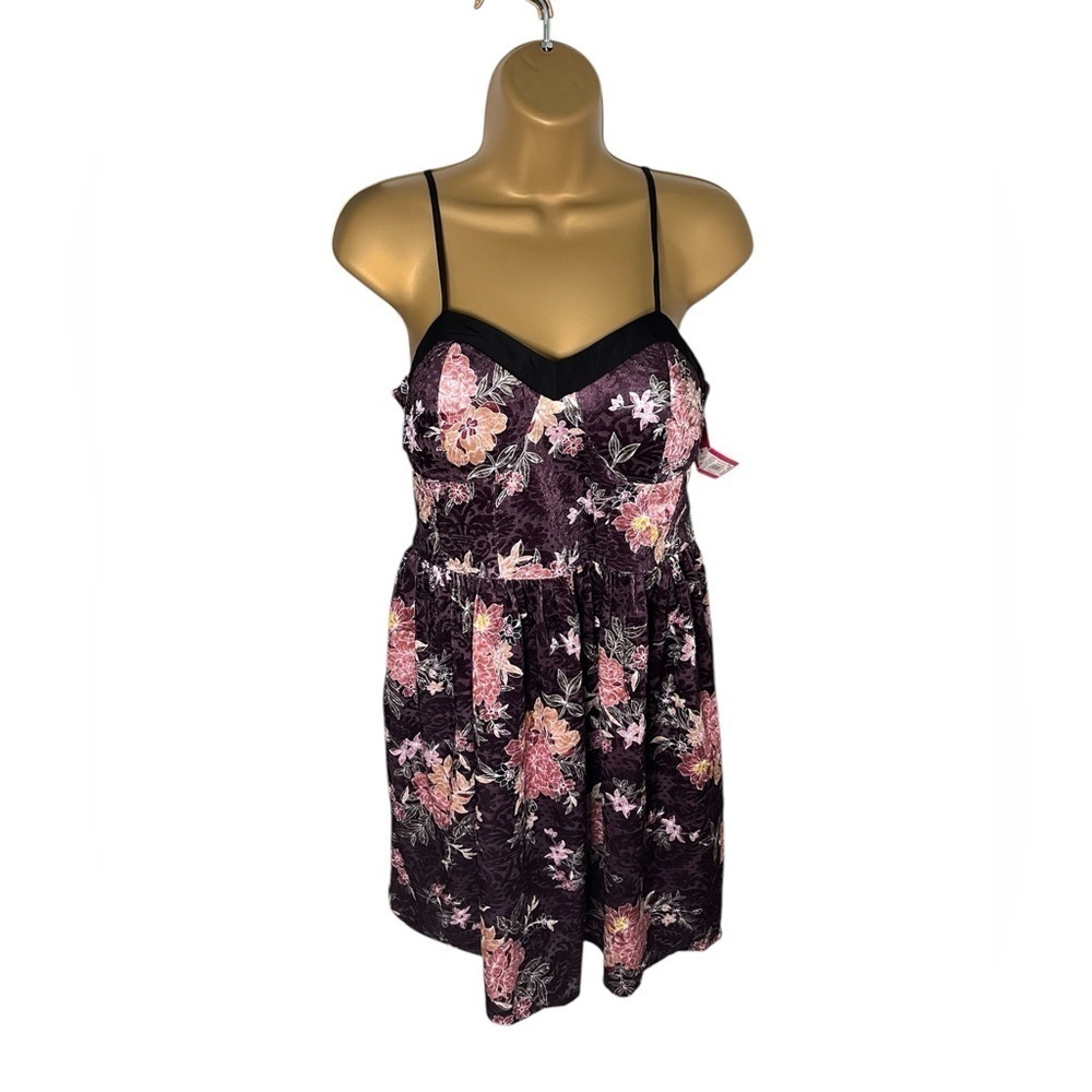 Xhilaration Bodice Sleeveless Floral Velvet Dress in Wineberry M Juniors